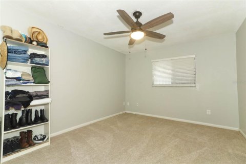 House in Orlando, Florida 4 bedrooms, 206.06 sq.m. № 1789217 - photo 23