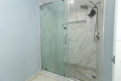 House in Orlando, Florida 4 bedrooms, 206.06 sq.m. № 1789217 - photo 20