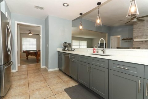 House in Orlando, Florida 4 bedrooms, 206.06 sq.m. № 1789217 - photo 12