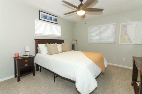 House in Orlando, Florida 4 bedrooms, 206.06 sq.m. № 1789217 - photo 24