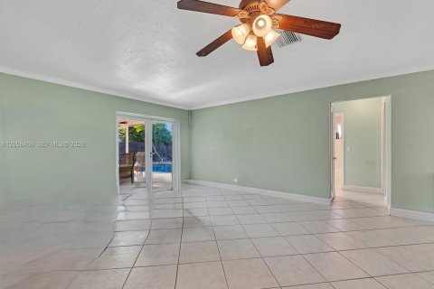 Villa ou maison à vendre à Margate, Floride: 3 chambres, 134.89 m2 № 2249035 - photo 13