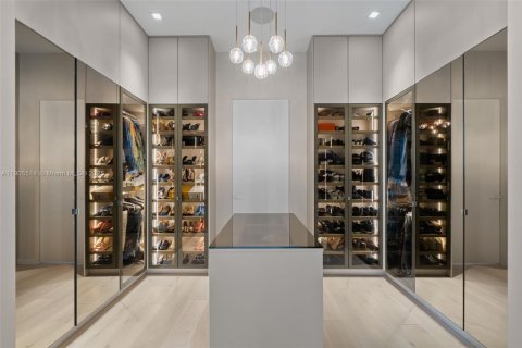 Condominio en venta en Sunny Isles Beach, Florida, 3 dormitorios, 297.84 m2 № 1963561 - foto 27