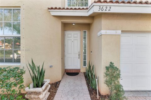 House in Pompano Beach, Florida 4 bedrooms, 221.39 sq.m. № 2036198 - photo 6