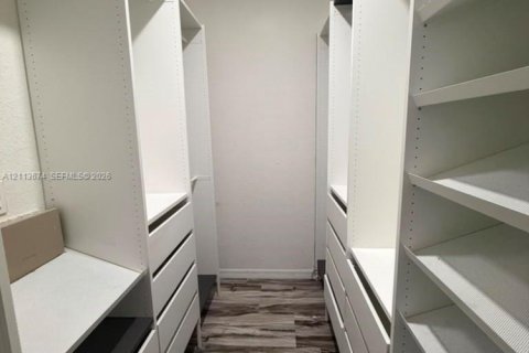 Купить виллу или дом в Хомстед, Флорида 4 спальни, 175.03м2, № 2434123 - фото 20