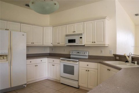 Casa en alquiler en Port Orange, Florida, 4 dormitorios, 240.34 m2 № 1904528 - foto 5