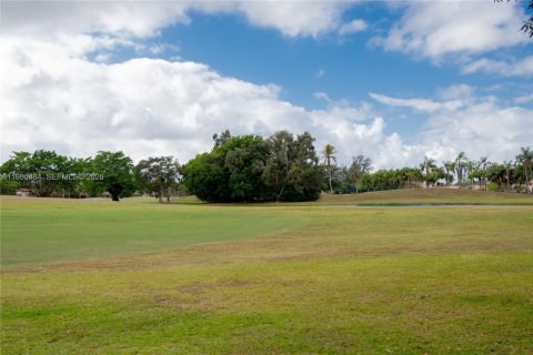 Купить кондоминиум в Уэстон, Флорида 2 спальни, 114.73м2, № 2044054 - фото 29