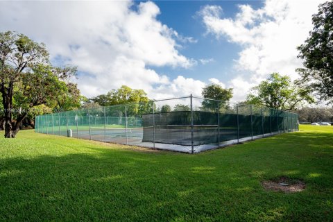 Купить кондоминиум в Уэстон, Флорида 2 спальни, 114.73м2, № 2044054 - фото 30