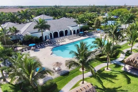 Copropriété à vendre à Doral, Floride: 3 chambres, 146.51 m2 № 1944740 - photo 16
