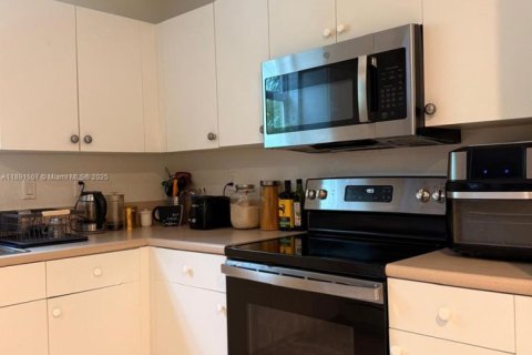 Copropriété à vendre à Doral, Floride: 3 chambres, 146.51 m2 № 1944740 - photo 8
