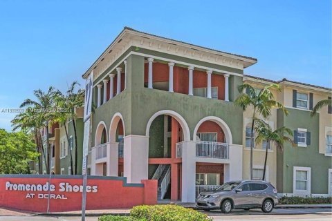 Copropriété à vendre à Doral, Floride: 3 chambres, 146.51 m2 № 1944740 - photo 1