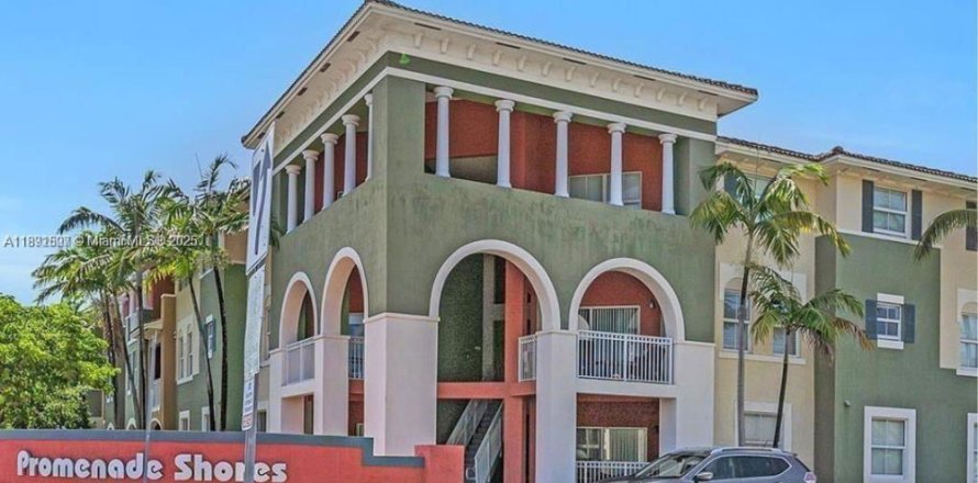 Condo à Doral, Floride, 3 chambres № 1944740