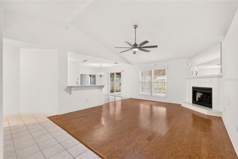 Villa ou maison à vendre à Alachua, Floride: 3 chambres, 123.37 m2 № 2410041 - photo 10