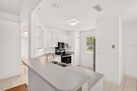 Villa ou maison à vendre à Alachua, Floride: 3 chambres, 123.37 m2 № 2410041 - photo 19
