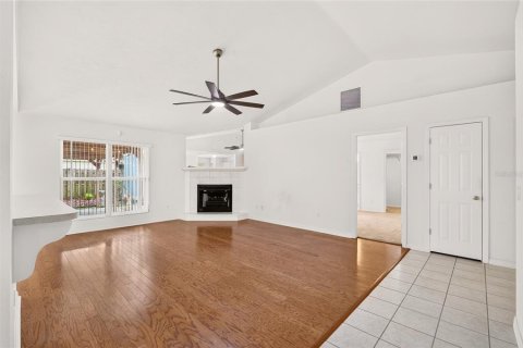 Villa ou maison à vendre à Alachua, Floride: 3 chambres, 123.37 m2 № 2410041 - photo 9