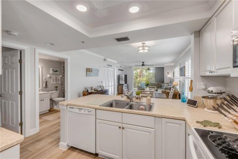 Condo in New Smyrna Beach, Florida, 3 bedrooms  № 1680051 - photo 15