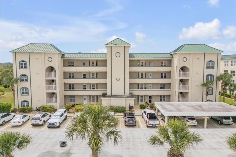 Condo in New Smyrna Beach, Florida, 3 bedrooms  № 1680051 - photo 1