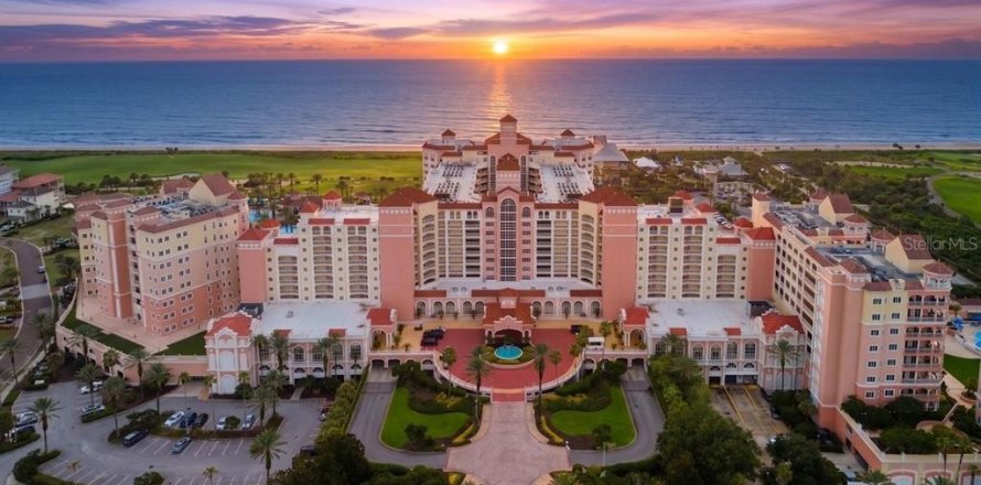 Condo à Palm Coast, Floride, 3 chambres  № 2133000