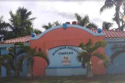 Casa en alquiler en Miramar, Florida, 3 dormitorios, 139.35 m2 № 1923989 - foto 28