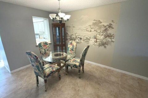 Copropriété à vendre à Palm Beach Gardens, Floride: 2 chambres, 85.01 m2 № 2243001 - photo 6