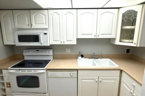 Copropriété à vendre à Palm Beach Gardens, Floride: 2 chambres, 85.01 m2 № 2243001 - photo 3
