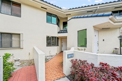 Condo in Plantation, Florida, 2 bedrooms  № 2009520 - photo 21