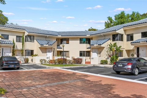 Condo in Plantation, Florida, 2 bedrooms  № 2009520 - photo 22