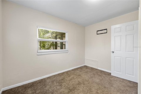Immobilier commercial à vendre à Zephyrhills, Floride: 3 chambres, 128.67 m2 № 2356710 - photo 26