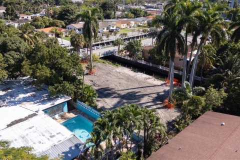Land in Miami, Florida № 1987201 - photo 12