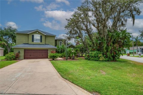 House in Plant City, Florida 4 bedrooms, 293.29 sq.m. № 1725466 - photo 6