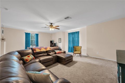 House in Plant City, Florida 4 bedrooms, 293.29 sq.m. № 1725466 - photo 28