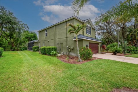 House in Plant City, Florida 4 bedrooms, 293.29 sq.m. № 1725466 - photo 3