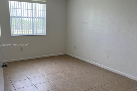 Condominio en alquiler en Oakland Park, Florida, 2 dormitorios, 92.16 m2 № 2056607 - foto 8