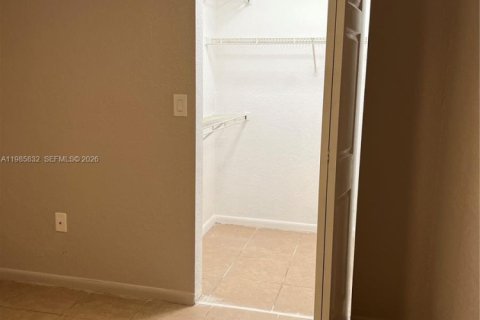 Condominio en alquiler en Oakland Park, Florida, 2 dormitorios, 92.16 m2 № 2056607 - foto 20