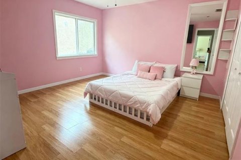 Купить виллу или дом в Валрико, Флорида 9 комнат, 219.99м2, № 2209626 - фото 12