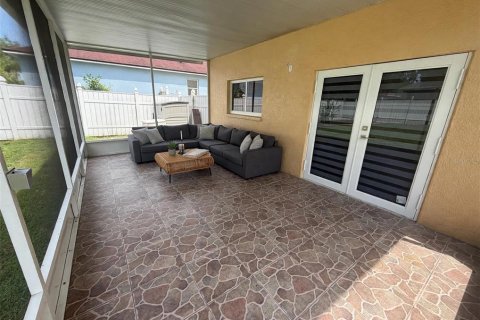 Купить виллу или дом в Валрико, Флорида 9 комнат, 219.99м2, № 2209626 - фото 17