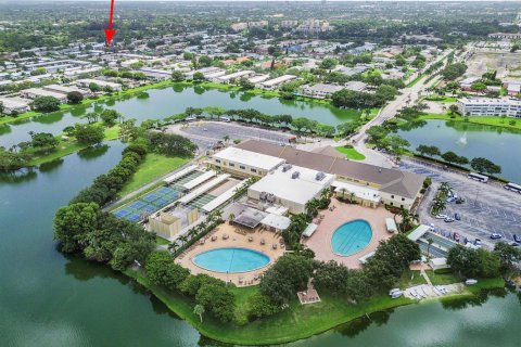 Copropriété à vendre à West Palm Beach, Floride: 1 chambre, 52.95 m2 № 2171499 - photo 16
