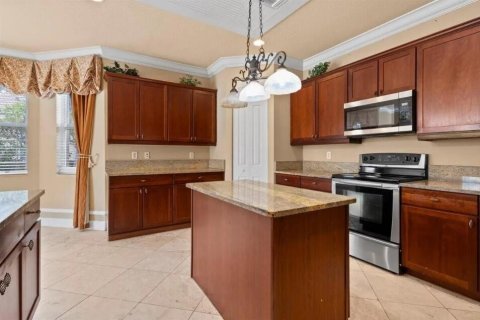House in Port St. Lucie, Florida 3 bedrooms, 232.53 sq.m. № 2089495 - photo 30