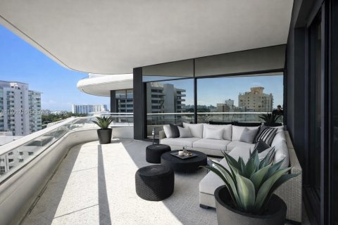 Condo in Miami Beach, Florida, 1 bedroom  № 2052111 - photo 9