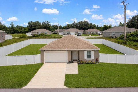 House in Poinciana, Florida 4 bedrooms, 195.84 sq.m. № 2294994