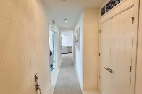Copropriété à vendre à Hollywood, Floride: 2 chambres, 202.99 m2 № 2407727 - photo 6