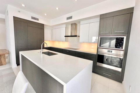 Copropriété à vendre à Hollywood, Floride: 2 chambres, 202.99 m2 № 2407727 - photo 9