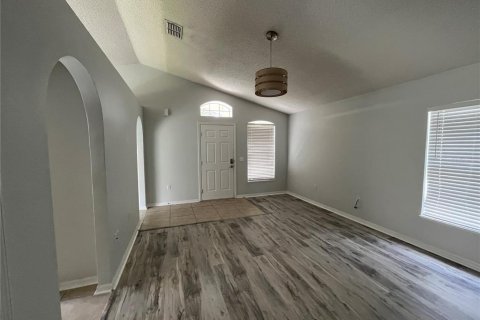 Villa ou maison à louer à Winter Haven, Floride: 3 chambres, 106.65 m2 № 1886855 - photo 4
