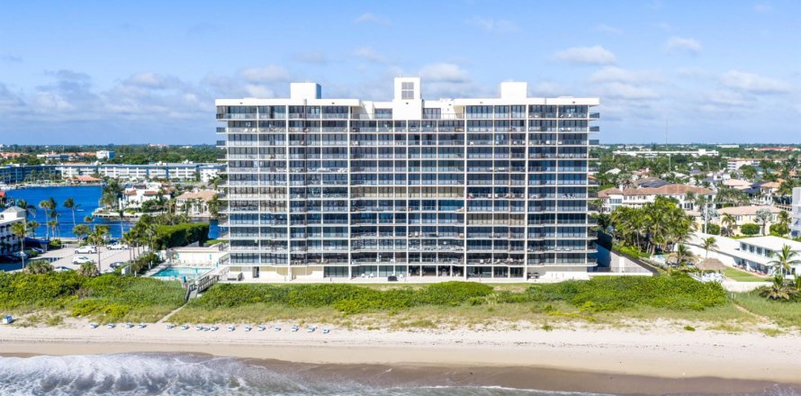 Condo in Highland Beach, Florida, 3 bedrooms  № 2395484