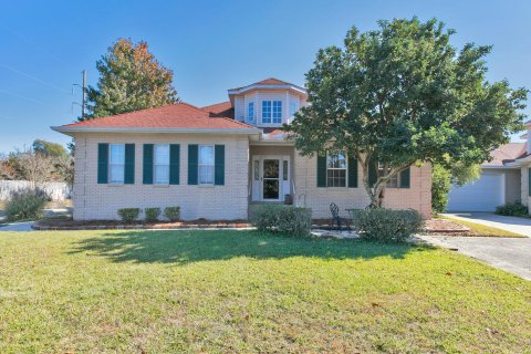 Villa ou maison à vendre à Niceville, Floride: 3 chambres, 175.96 m2 № 560733 - photo 1
