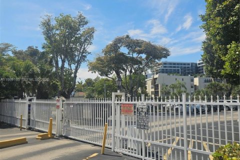 Купить кондоминиум в Авентура, Флорида 2 спальни, 92.34м2, № 2051658 - фото 8