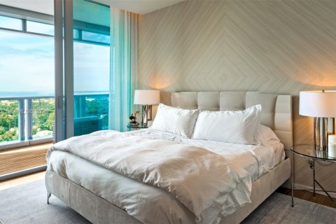 Снять в аренду кондоминиум в Майами-Бич, Флорида 4 спальни, 465.53м2, № 2041469 - фото 19