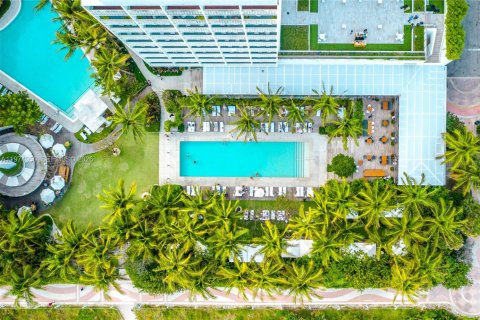 Снять в аренду кондоминиум в Майами-Бич, Флорида 4 спальни, 465.53м2, № 2041469 - фото 22