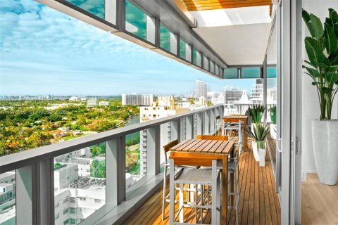 Снять в аренду кондоминиум в Майами-Бич, Флорида 4 спальни, 465.53м2, № 2041469 - фото 15