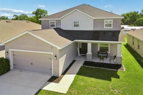 Casa en Lakeland, Florida 5 dormitorios, 289.86 m2 № 2133607