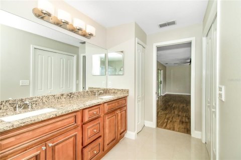 Villa ou maison à vendre à Land O' Lakes, Floride: 3 chambres, 174.19 m2 № 2355675 - photo 28